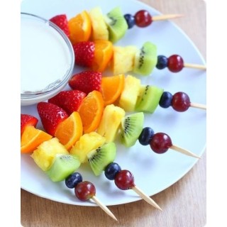 100 Brochetas de Fruta